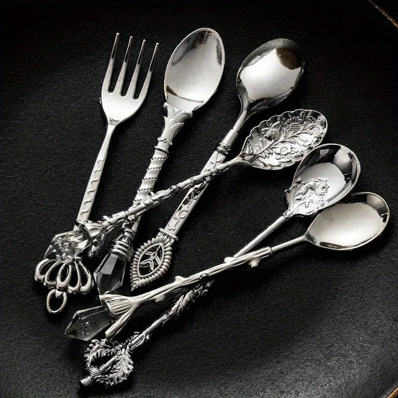 6pcs 빈티지 숟가락 포크 로얄 스타일 골드 새겨진  - Kitchen Gadgets Gold 리뷰 및 가격